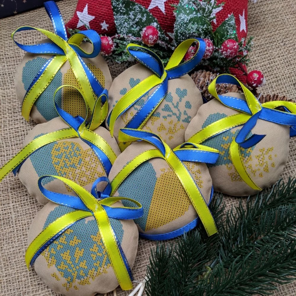 Набір новорічних прикрас для вишивання СК-4591-2 Патріотичні сердечка (варіант 2)