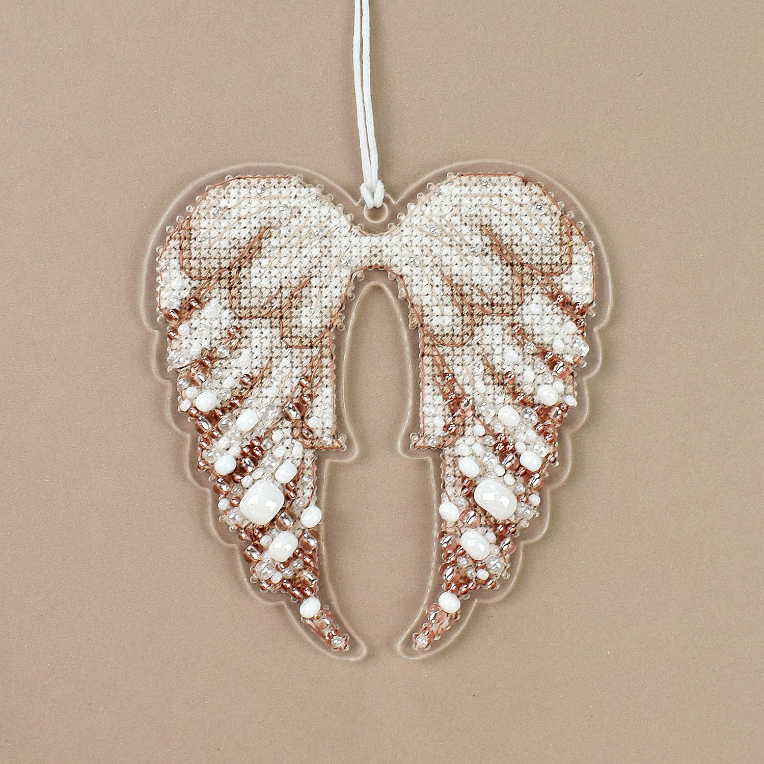 Набір для вишивки новорічної іграшки на акрилі НА-008 Небесна грація