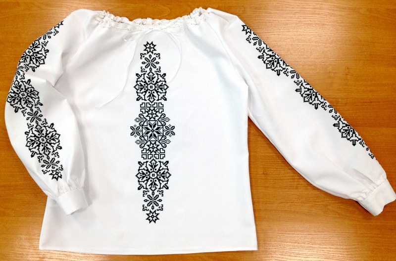 Пошита жіноча блуза для вишивання ШВЖ-53