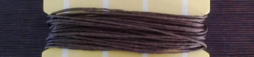 Шнур вощеный коричневый (1мм)