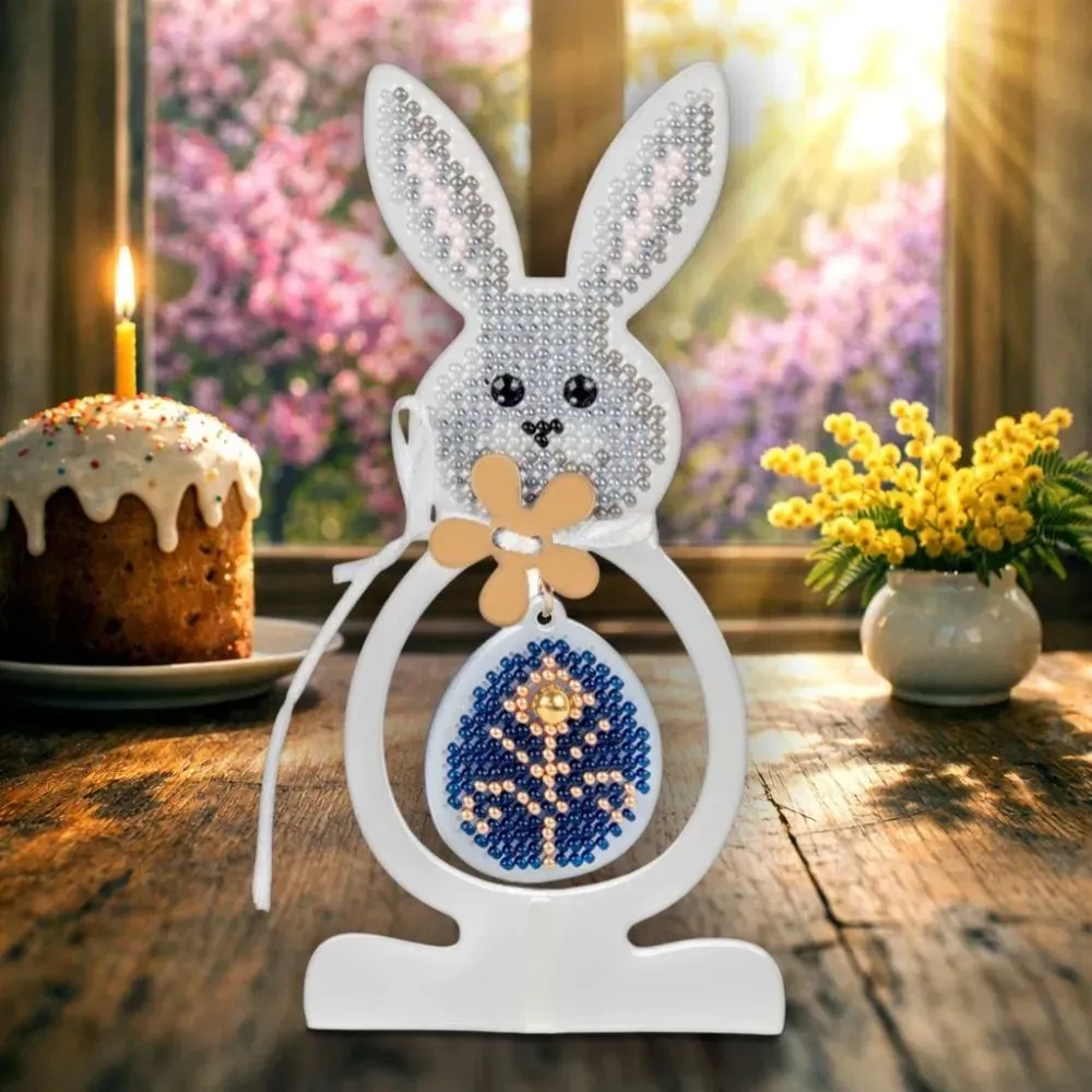 Набір для вишивання бісером на пластиковій основі великоднього сувеніра FLPL-113 Весняний зайчик