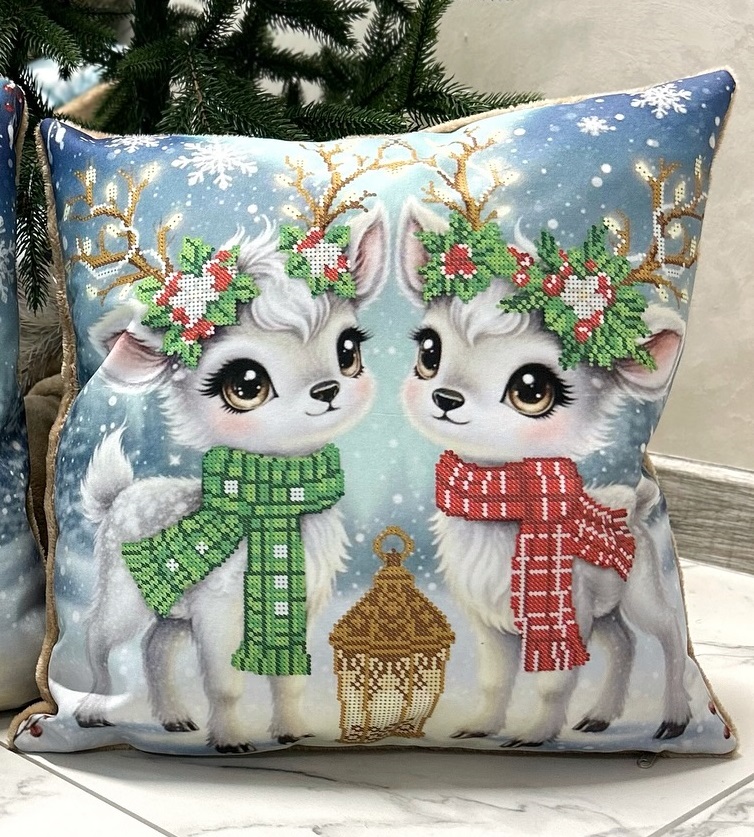 Подушка з наволочкою для вишивання ДП-139