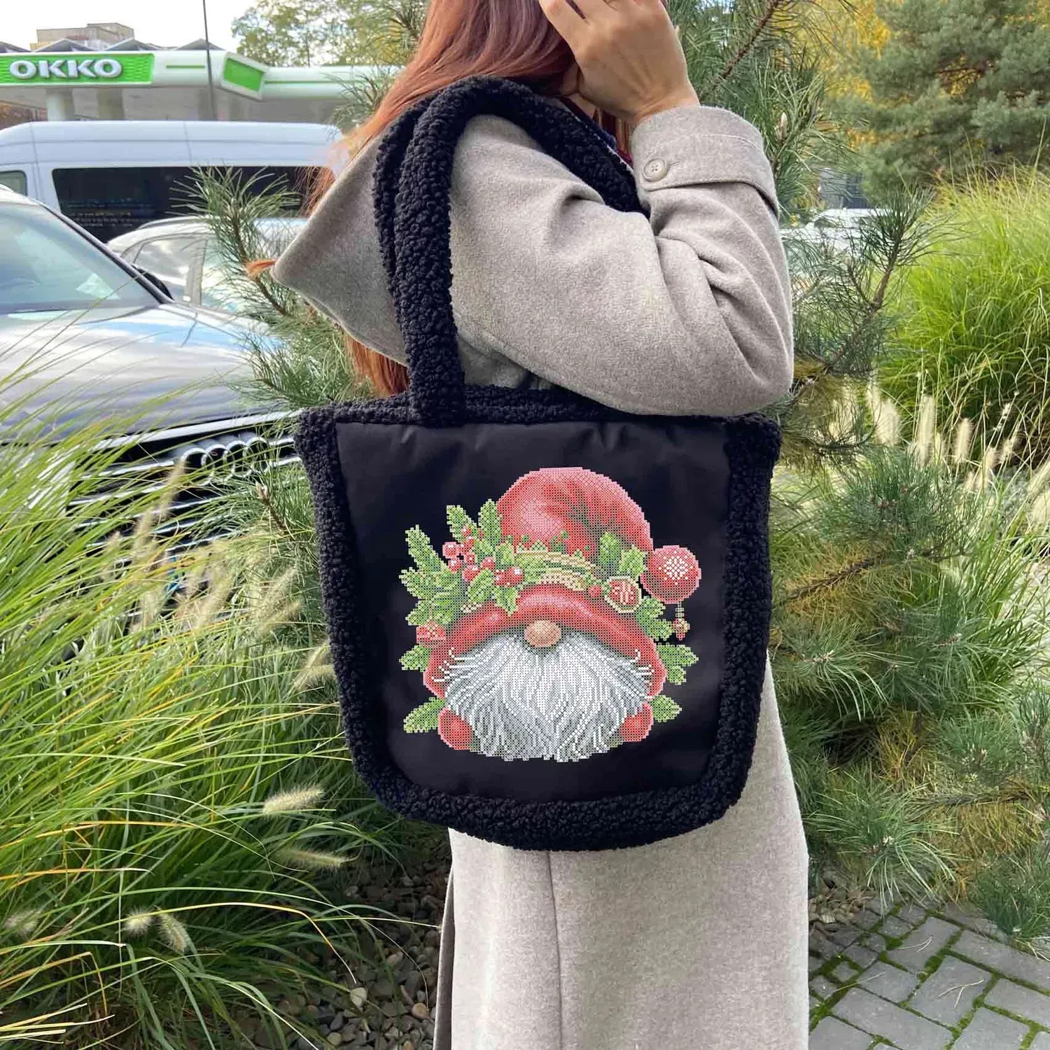 Шоппер для вишивання бісером 813 Гном зимовий