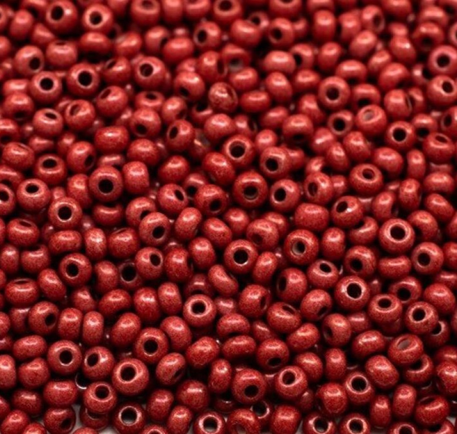 Бісер Preciosa Чехія №16A18 бордовий, непрозорий крейдяний інтенсивний колір