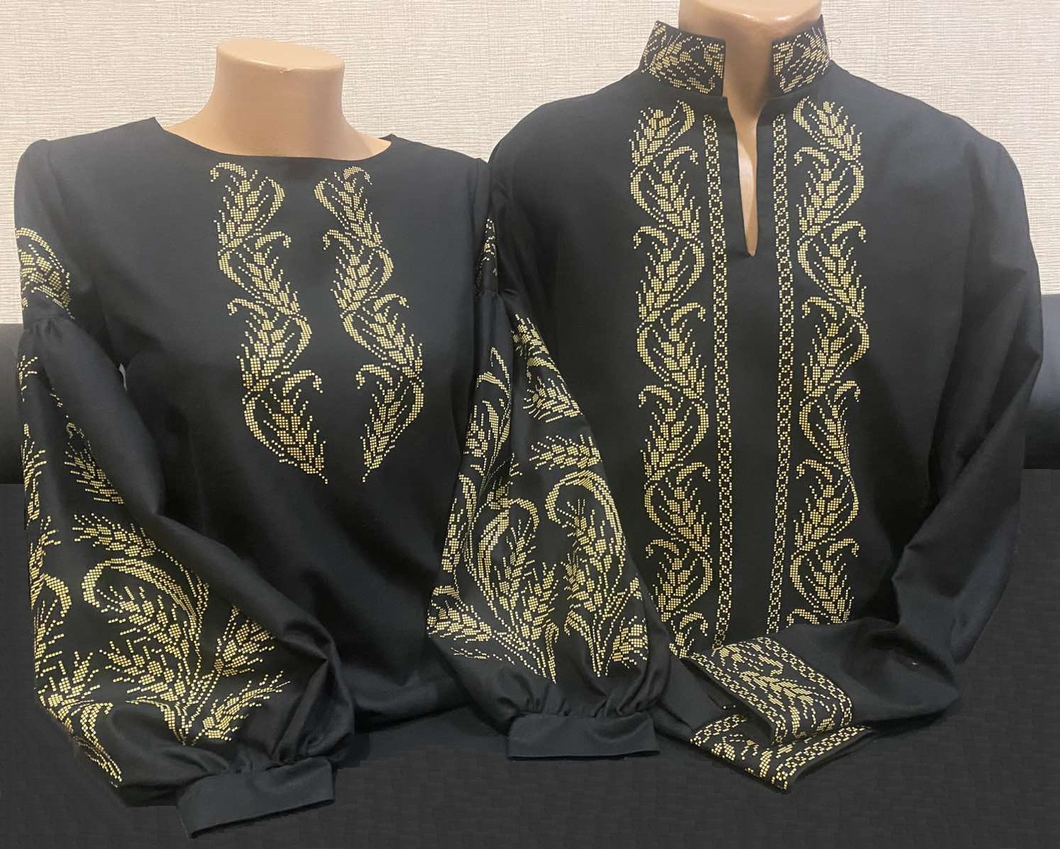 Пошитий сімейний комплект для вишивання бісером або нитками БХ-636, Ч-636