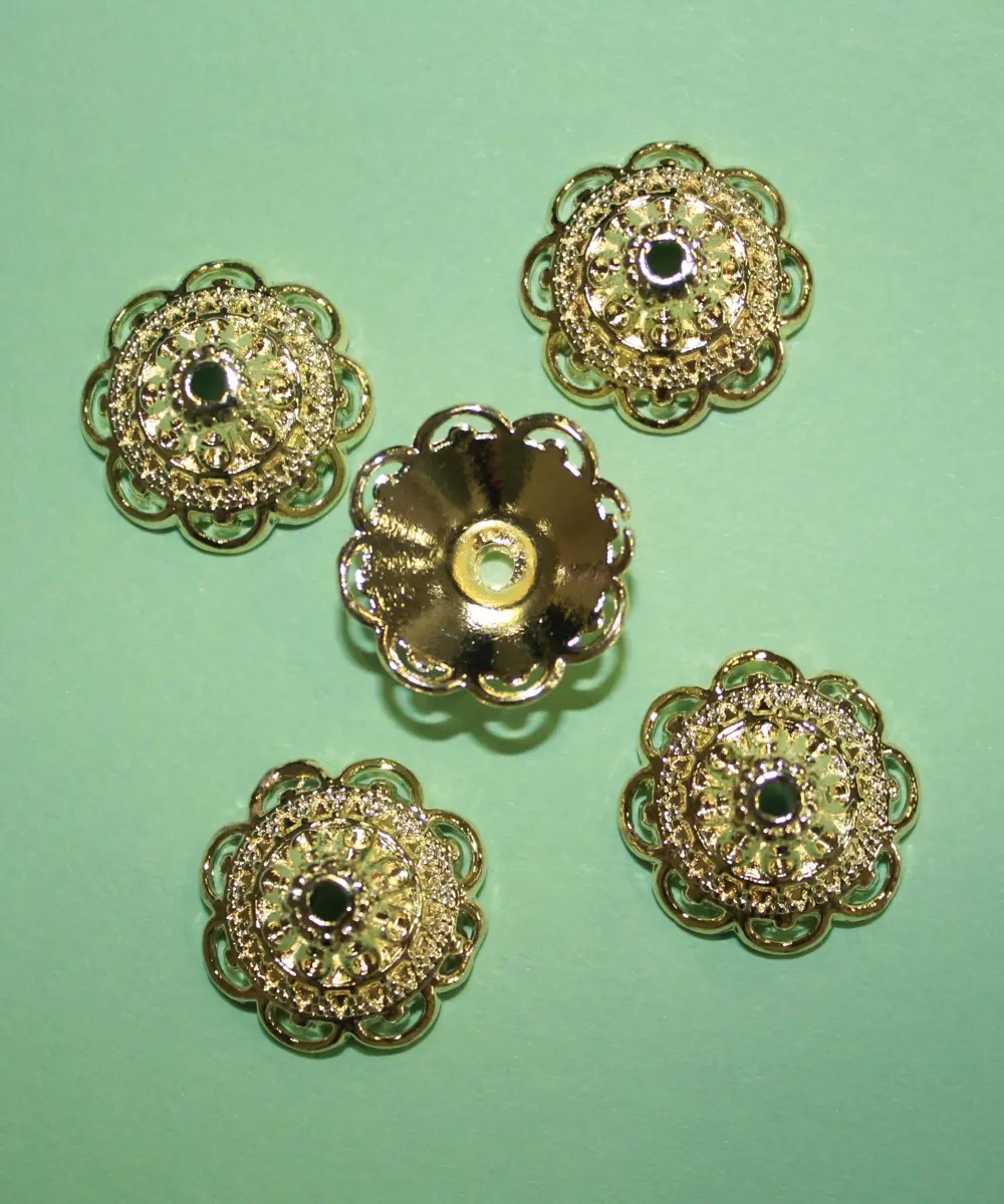 Конус шапочка для намистин 37, колір - золото,16х16х6.5мм