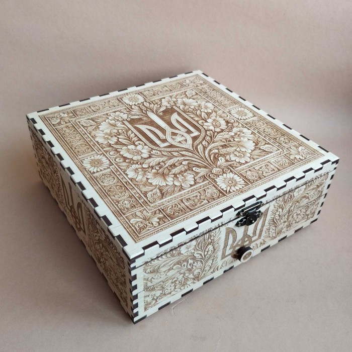 Скринька для рукоділля з висувним ящиком 060646