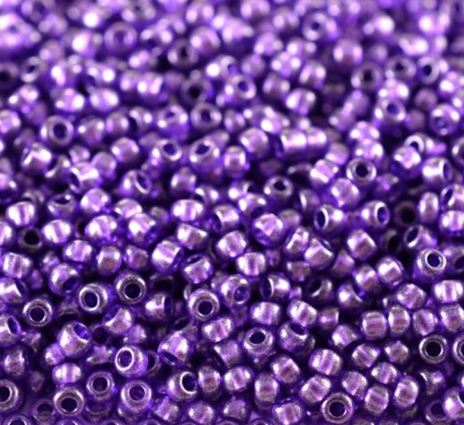 Бісер Чехія №18928 фіолетовий, кристальний металік
