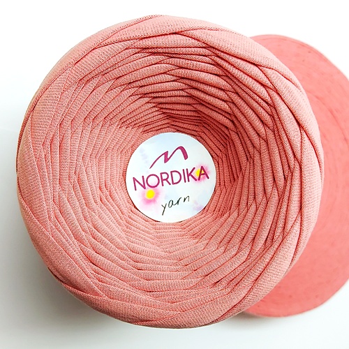 Трикотажна пряжа Nordika Yarn 7-9 мм 50м димчата троянда 79-038