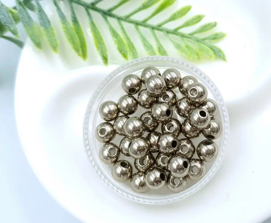 Пластикові перли намистини 6мм ''SOHHI якість'', срібло