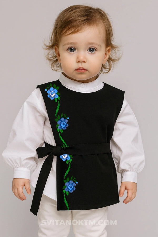 Пошита дитяча камізелька для вишивання 81м (0-4роки)