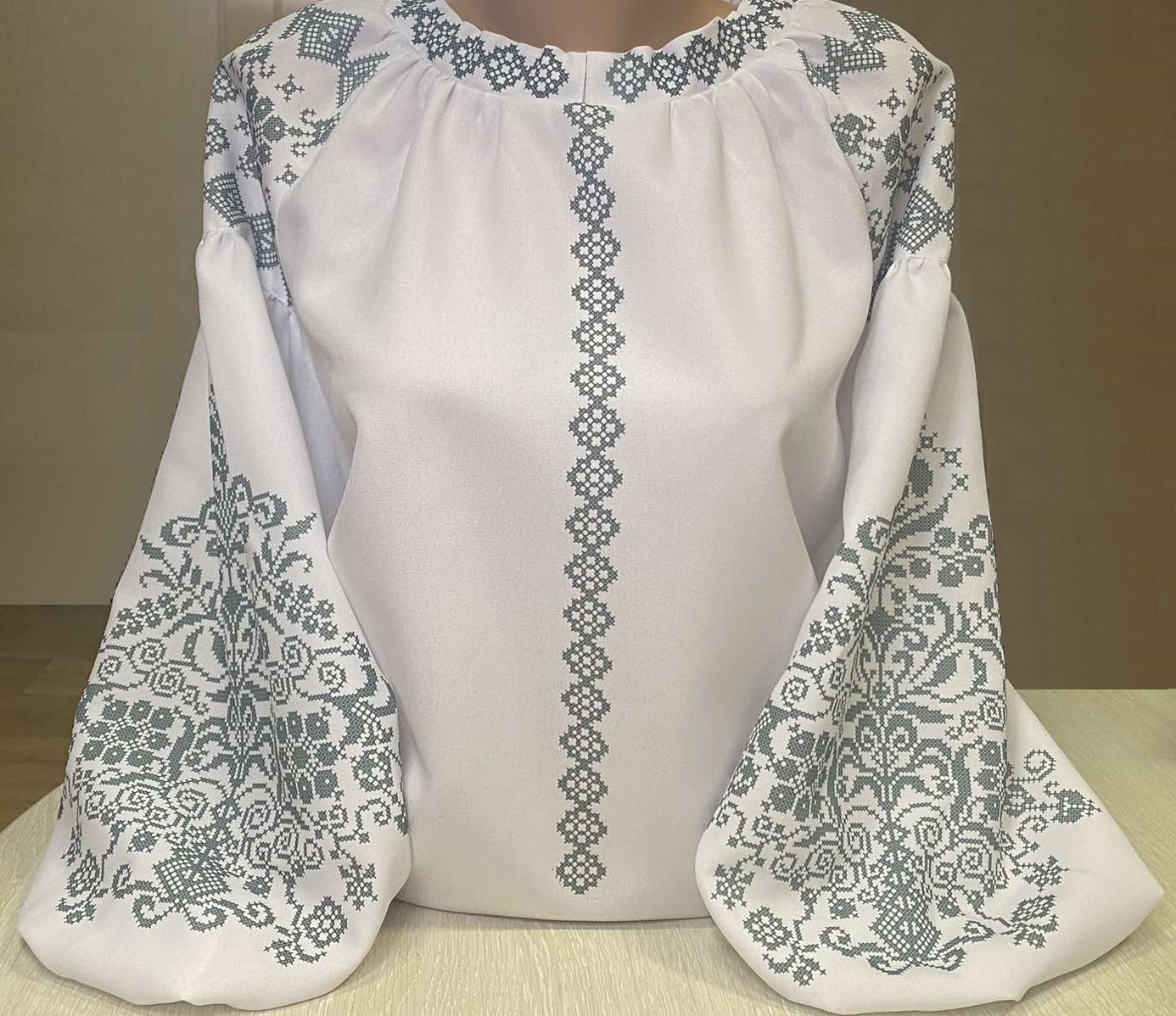 Пошита жіноча блуза для вишивання бісером або нитками ПЖС-175 (БОХО) чорна