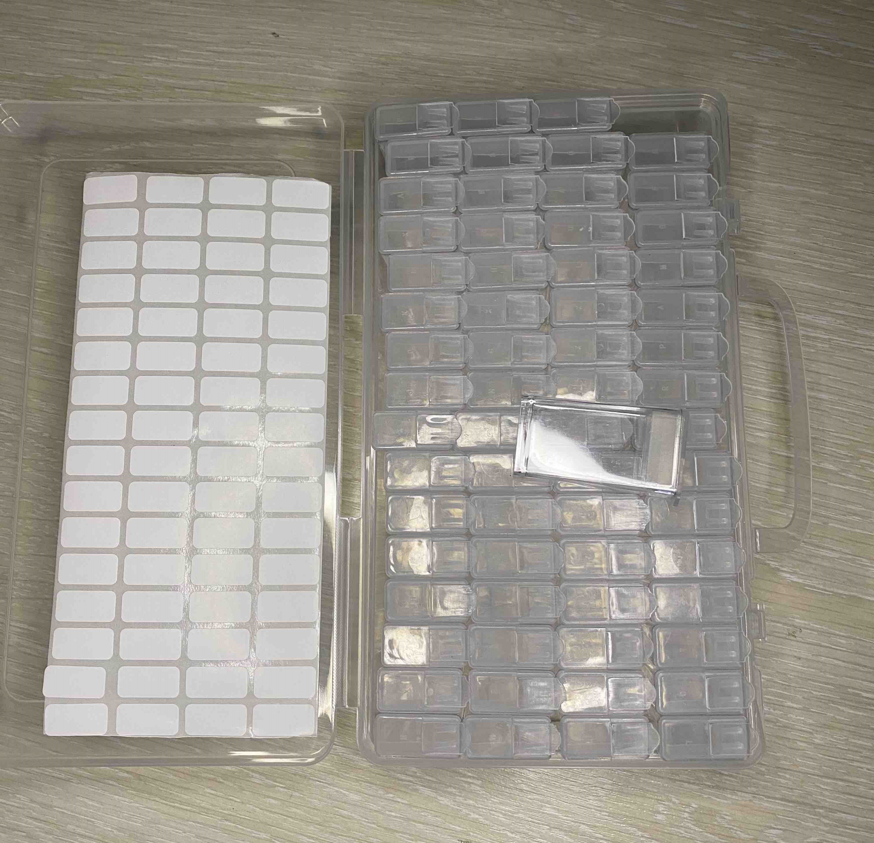 Органайзер для рукоділля на 64 коробочки 