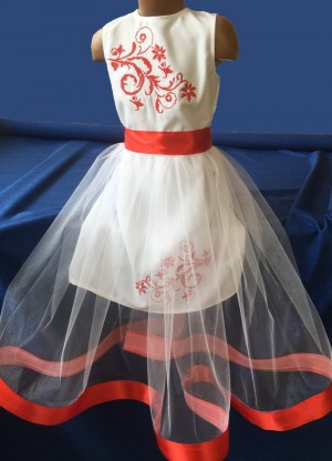 Пошите дитяче плаття для вишивання бісером або нитками Хмаринка №009 № 009-ПДП(Хмаринка)
